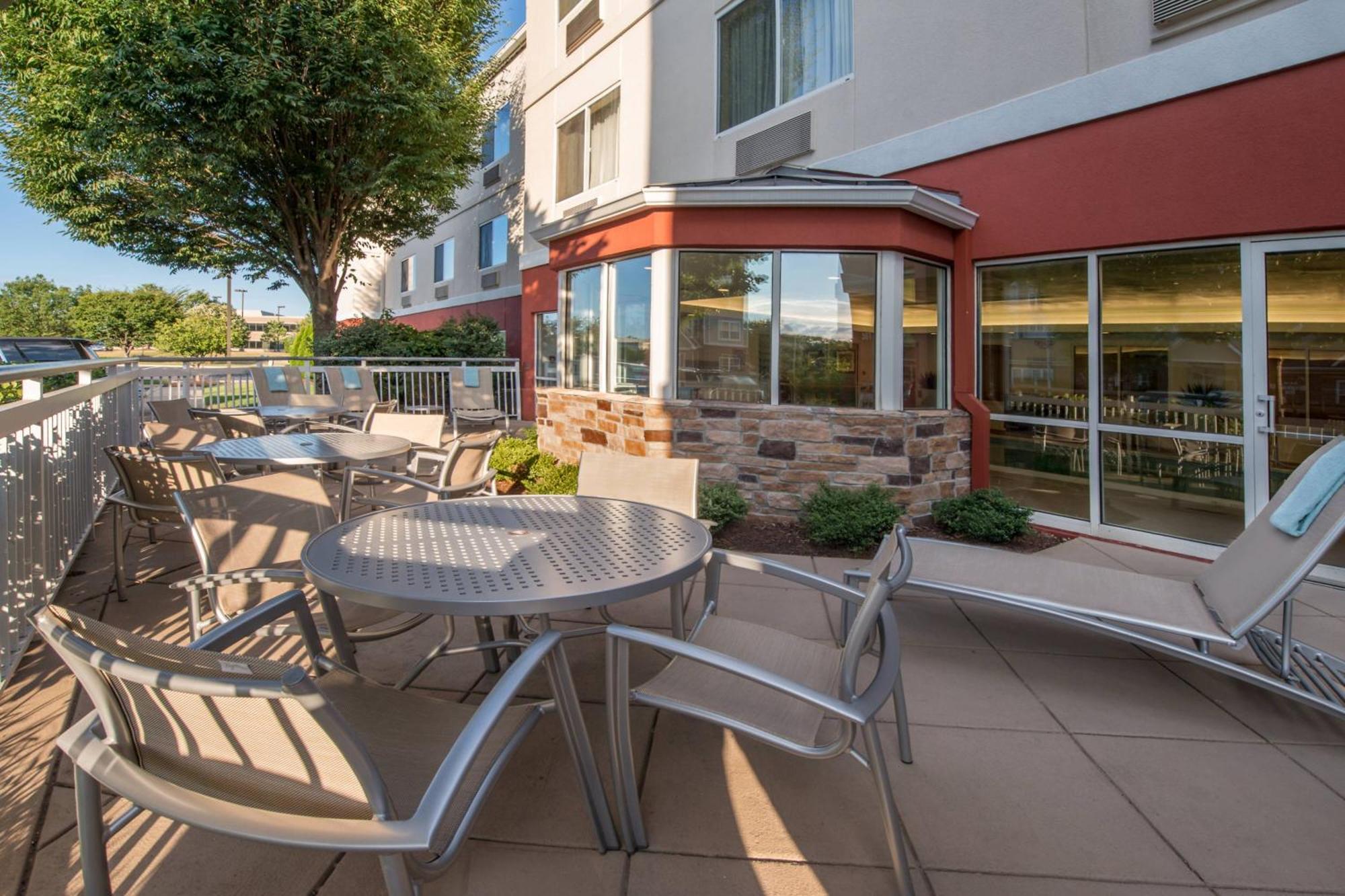 Fairfield Inn & Suites By Marriott Frederick Extérieur photo