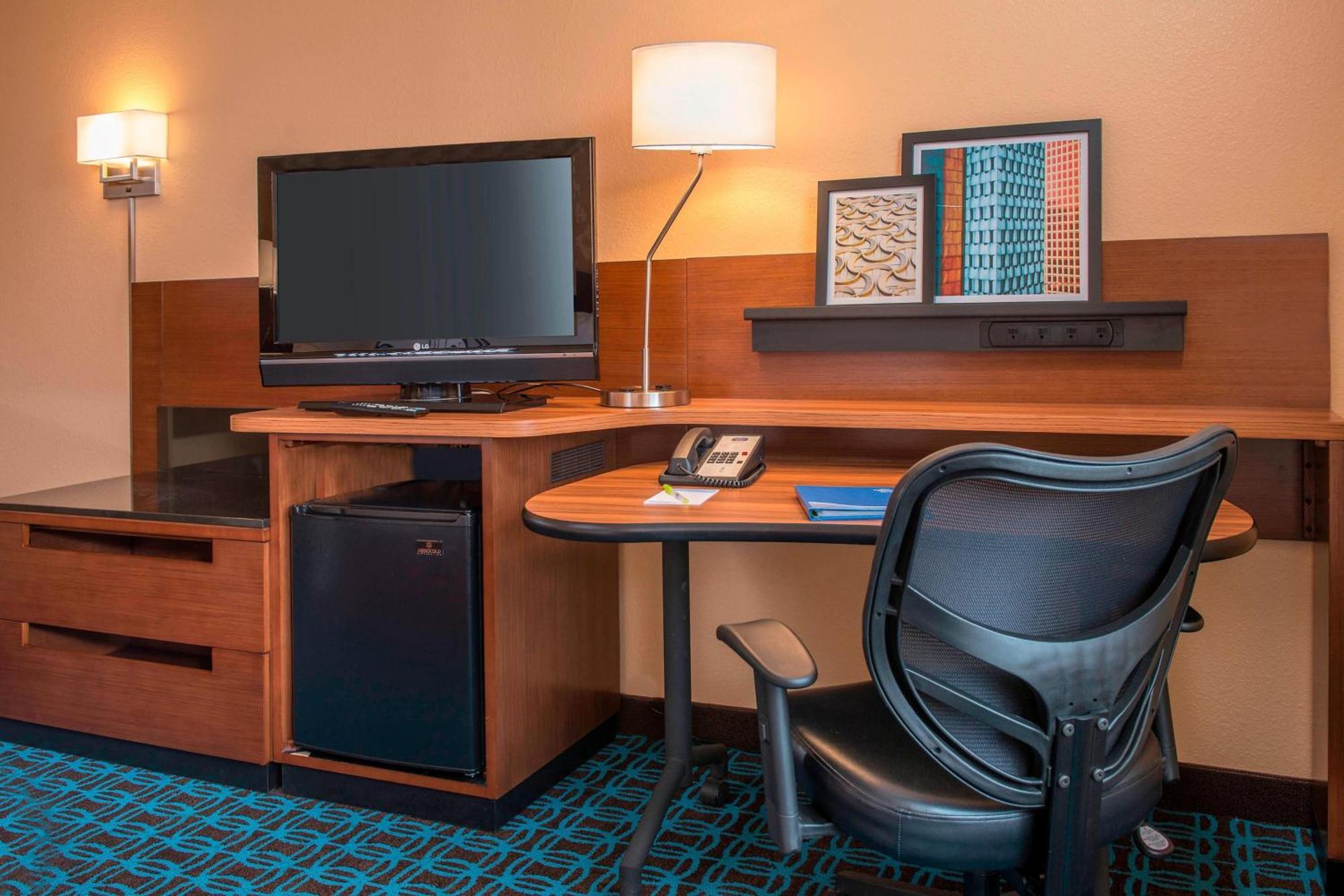 Fairfield Inn & Suites By Marriott Frederick Extérieur photo