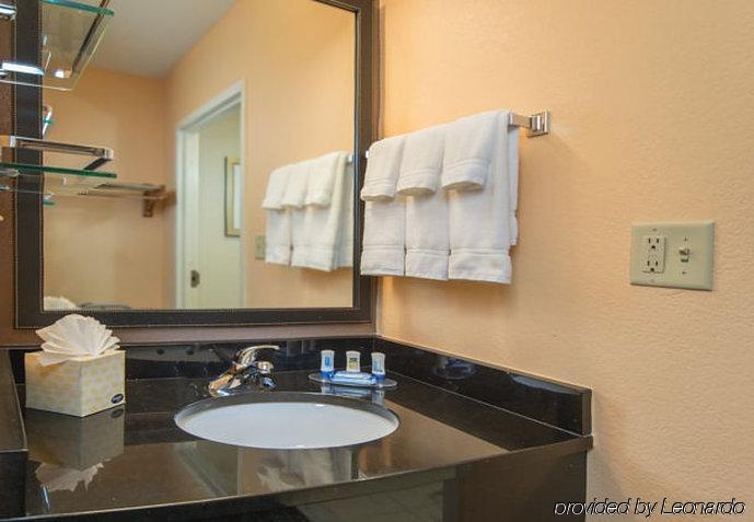 Fairfield Inn & Suites By Marriott Frederick Extérieur photo